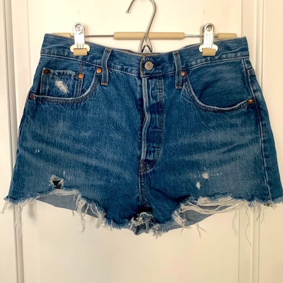 Levi’s 501 High Rise Shorts - Picture 1 of 4